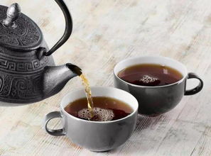 上道九味活水沏茶,可使茶色清澈通透,茶味清香,饮过好茶更使人神清气